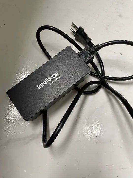 Injetor Conversor Intelbras PoE Ativo Gigabit Ethernet - PoE 200 AT