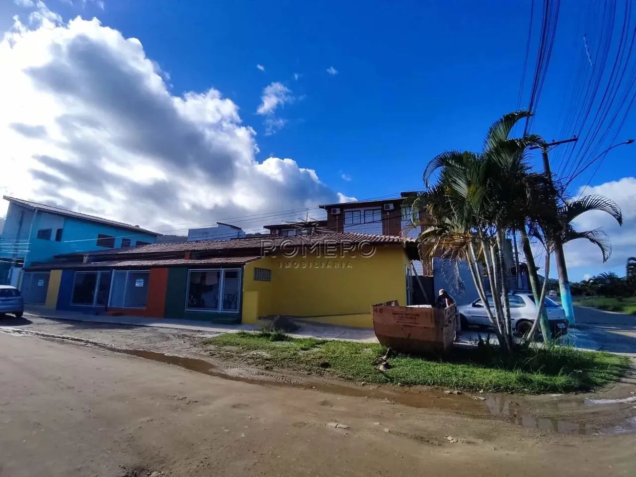 Conjunto Comercial com 8 quartos, Praia do Sapê, Ubatuba - R$ 1.7 mi, Cod: 2106