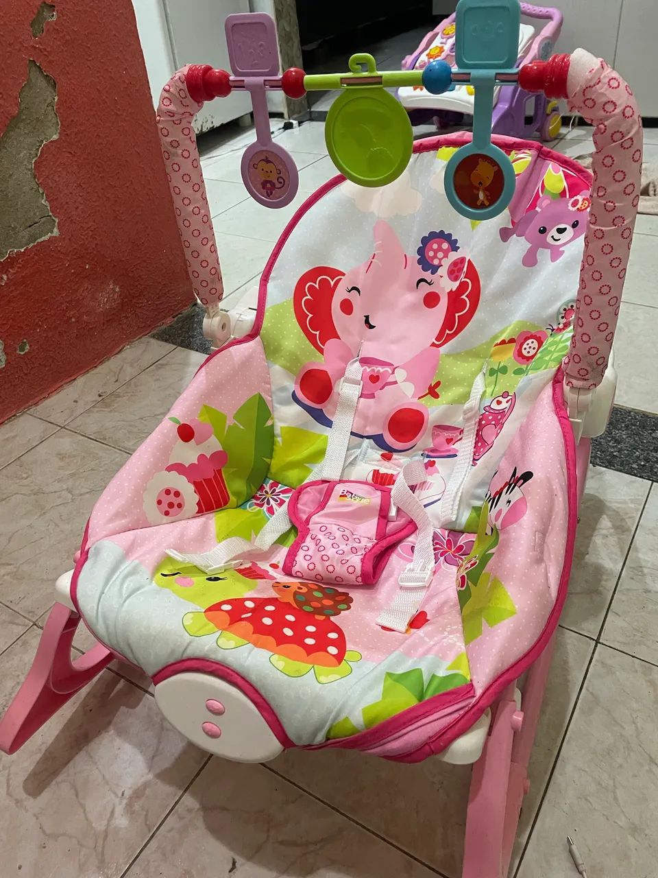 Cadeirinha vibratória de bebê  - Foto 5