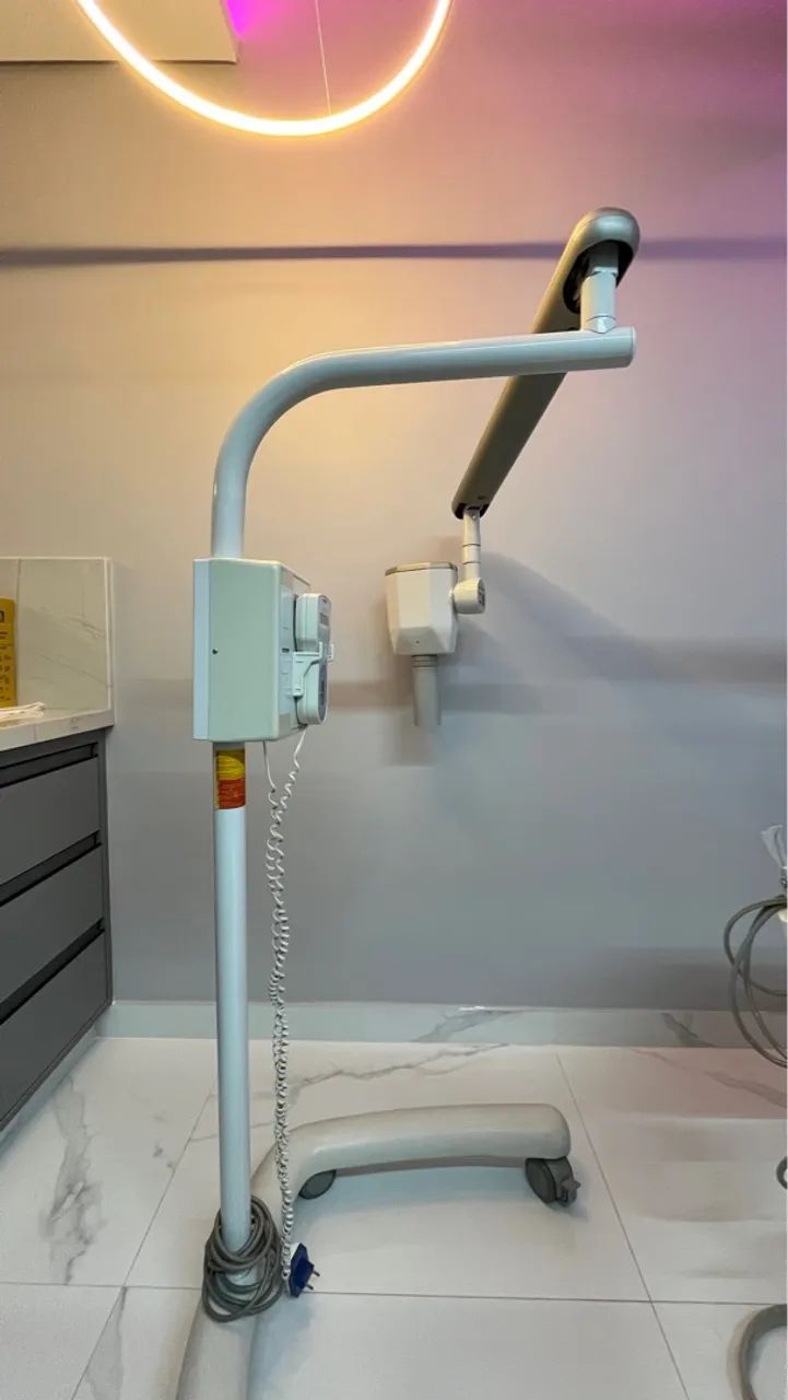 Aparelho de imagem dental Dabi