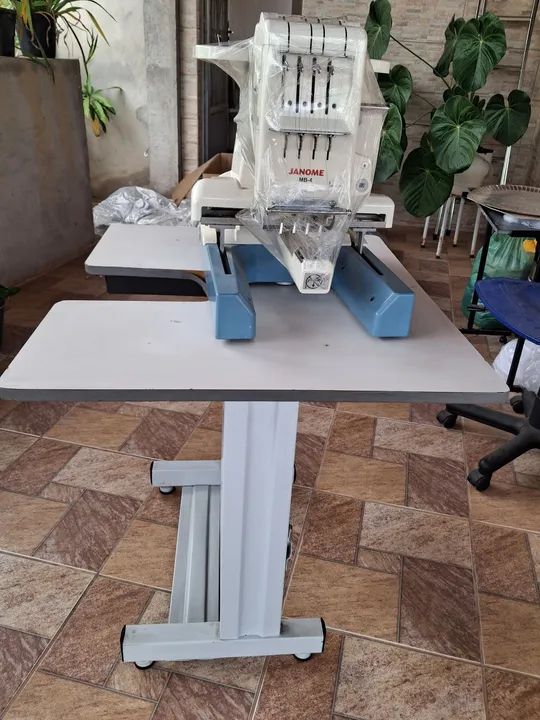 Máquina de Bordar Janome MB4 - Foto 6