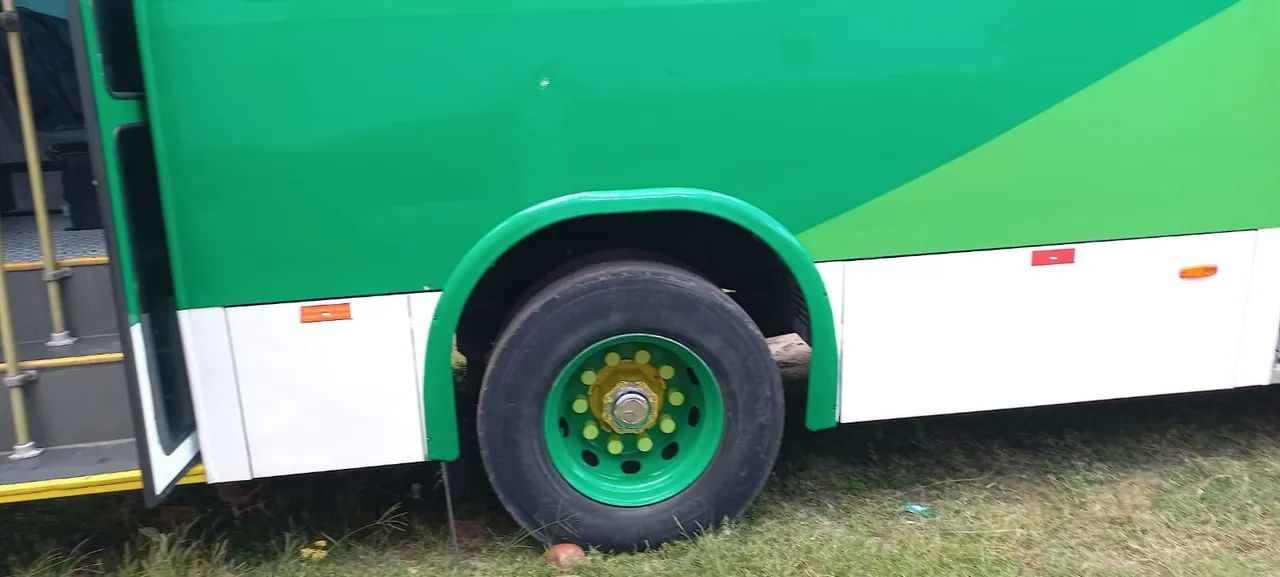 Ônibus em ótimo estado - Foto 9