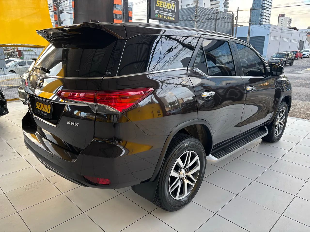 Toyota Hilux Sw4 2.8 Srx 4X4 7 Lugares 16V Turbo Intercooler Diesel 4P Automático - Foto 3
