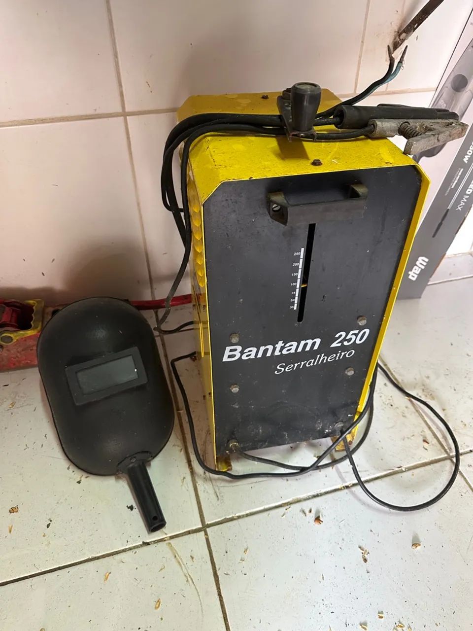 Máquina Transformadora de Solda ESAB Bantam 250 - 250A - Foto 3