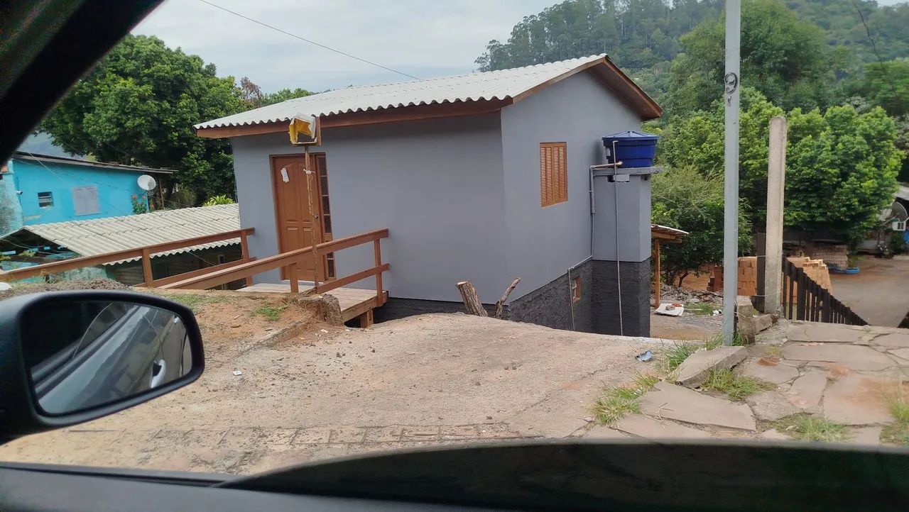 Vende se casa em NH 2 pisos 