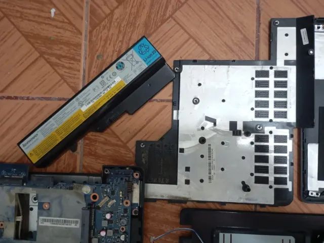 Notebook Lenovo G470 G475 Preto (Kit Carcaça) - Foto 4
