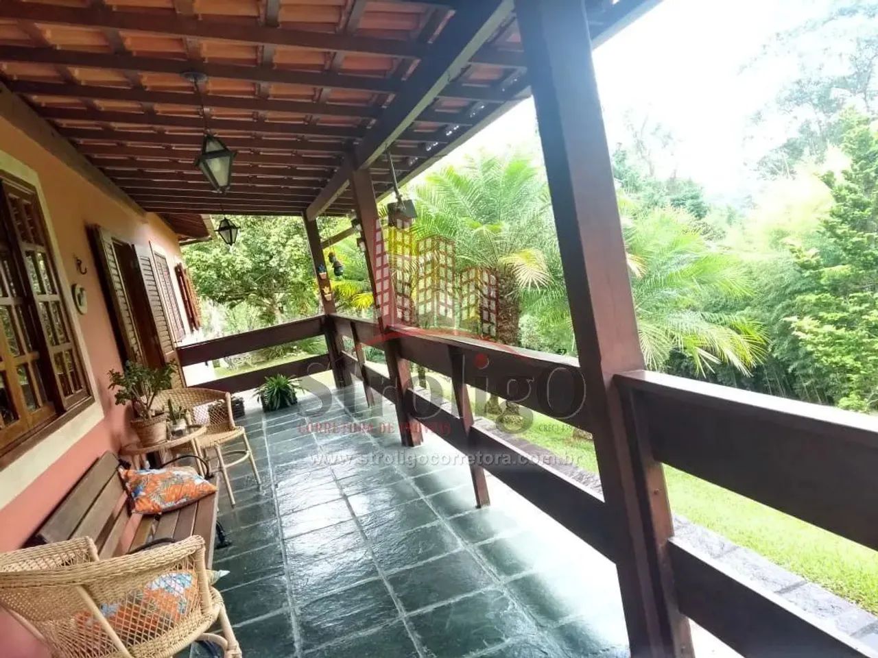 C494 Casa com estilo único, terreno medindo 7.250 m², a 8 km do Centro, Nova Friburgo-RJ - Foto 5