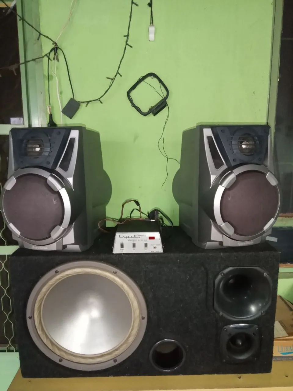 Sistema de Som Completo com Subwoofer Potente