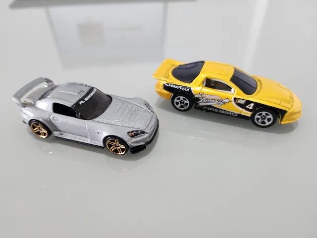 Coleção Esportivos/Corrida - Hotwheels 1:64 - Foto 2