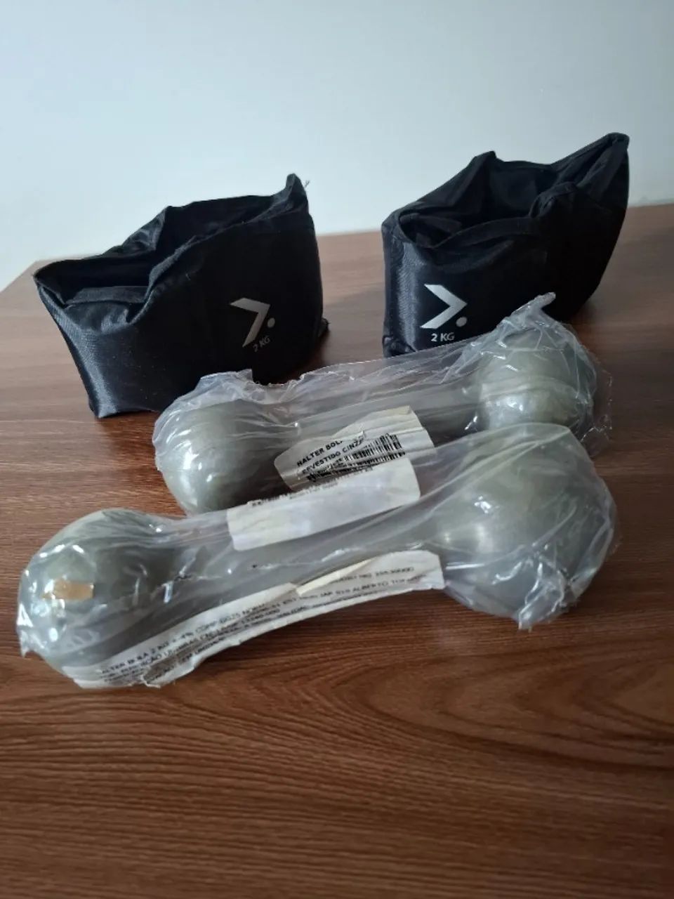 Caneleira de Peso - Par com 2Kg Cada e Halter Emborrachado - 2 Kg cada