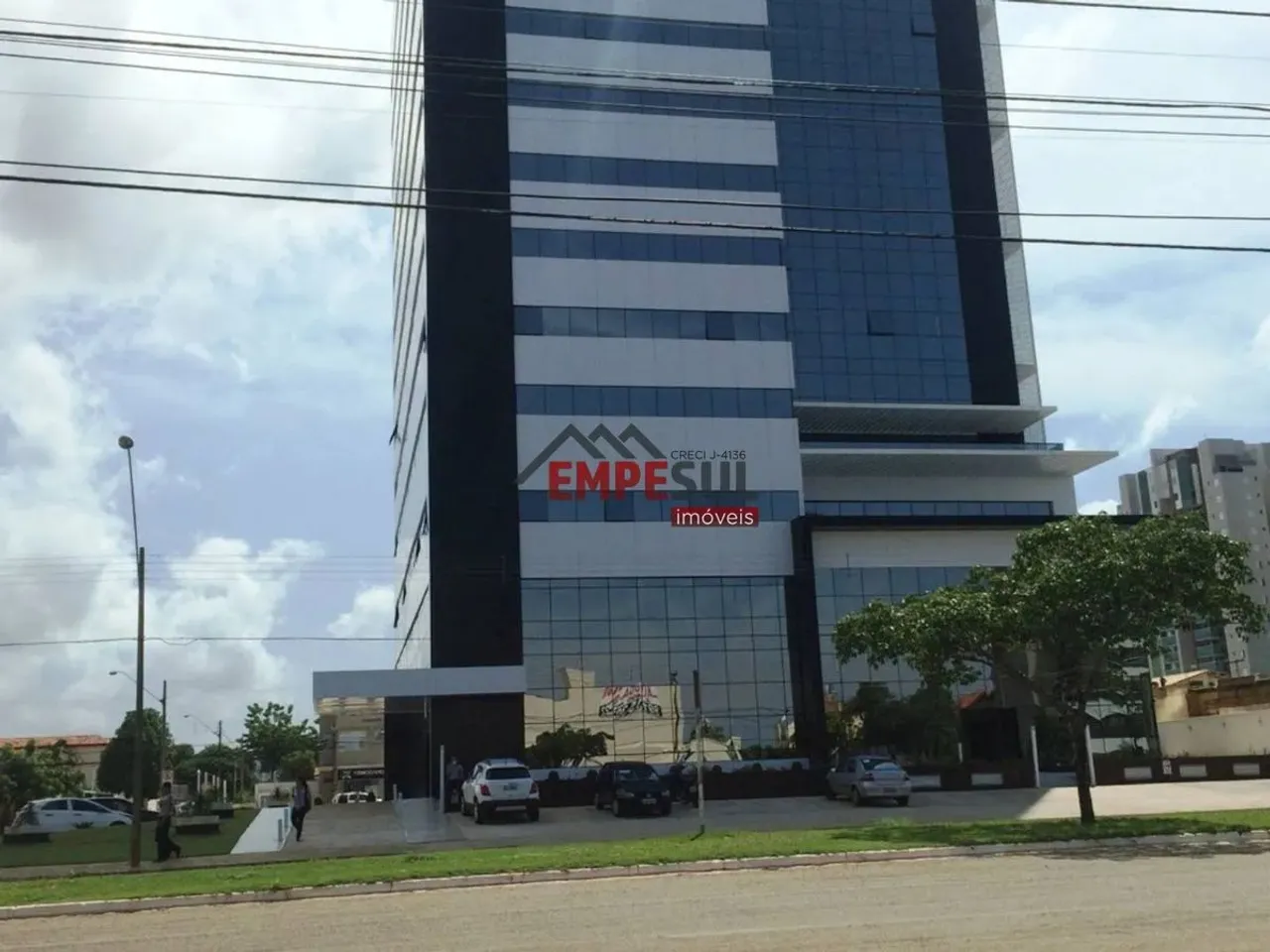 Vendo Sala comercial - Edifício Palmas Business Center