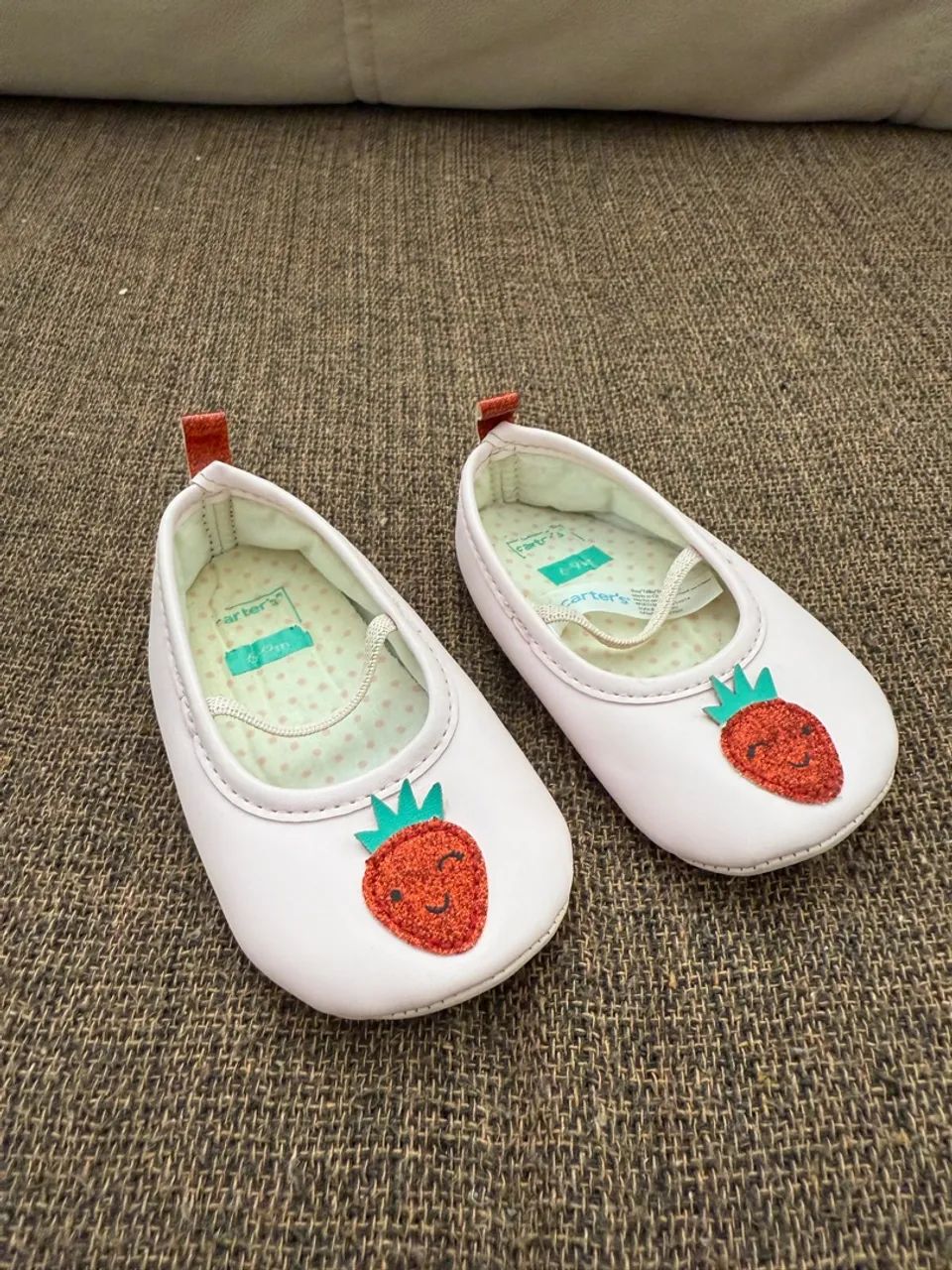 Sapatos para menina em excelente estado 