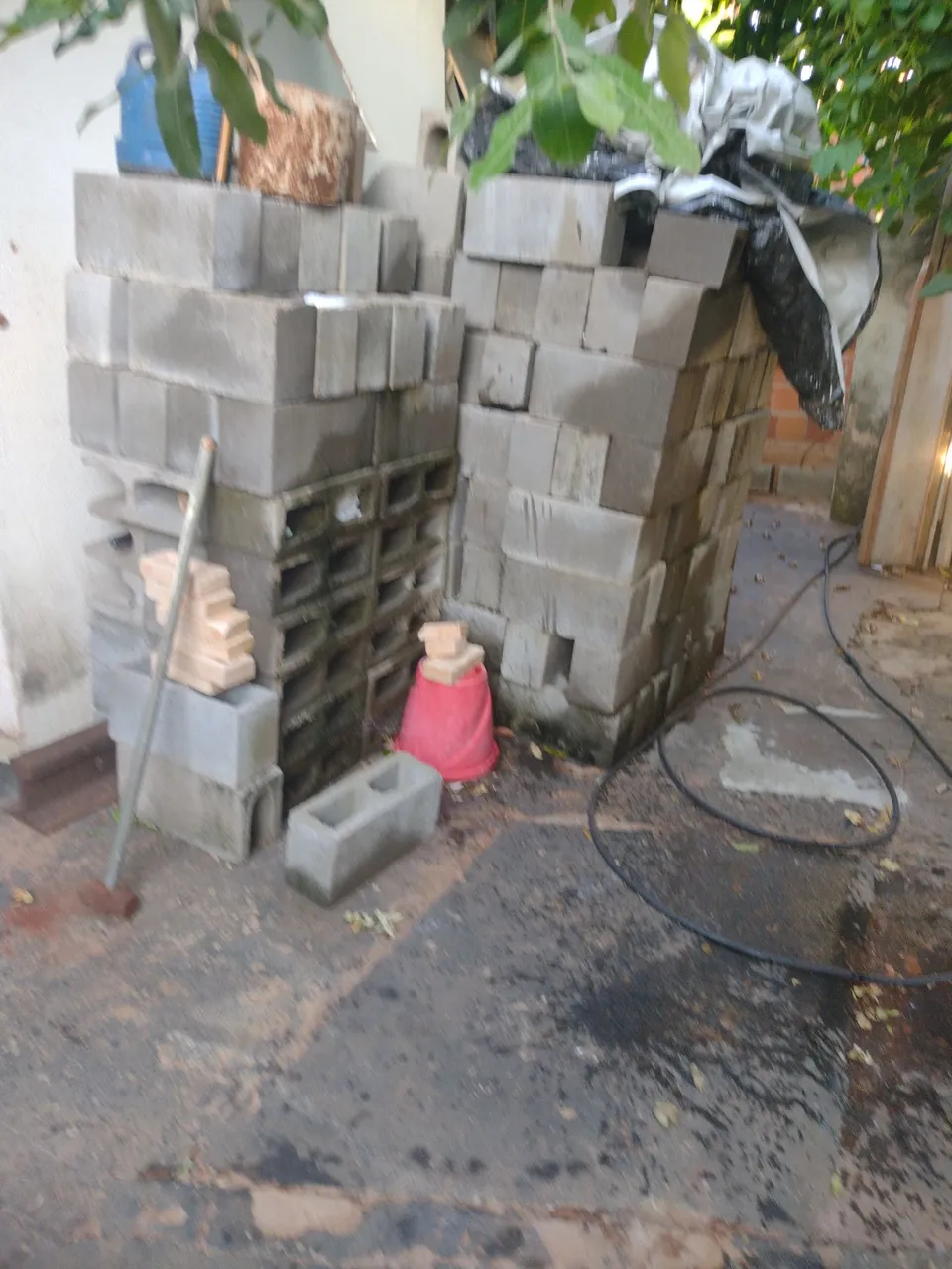 Blocos de Concreto Usados, 600 blocos