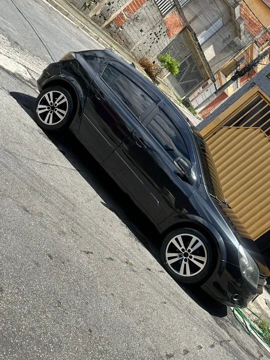 Vectra gxt documento em dia vendo ou troco por carro do modelo alto  - Foto 4