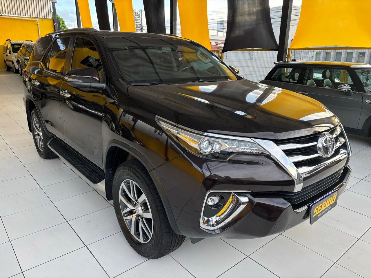 Toyota Hilux Sw4 2.8 Srx 4X4 7 Lugares 16V Turbo Intercooler Diesel 4P Automático - Foto 2