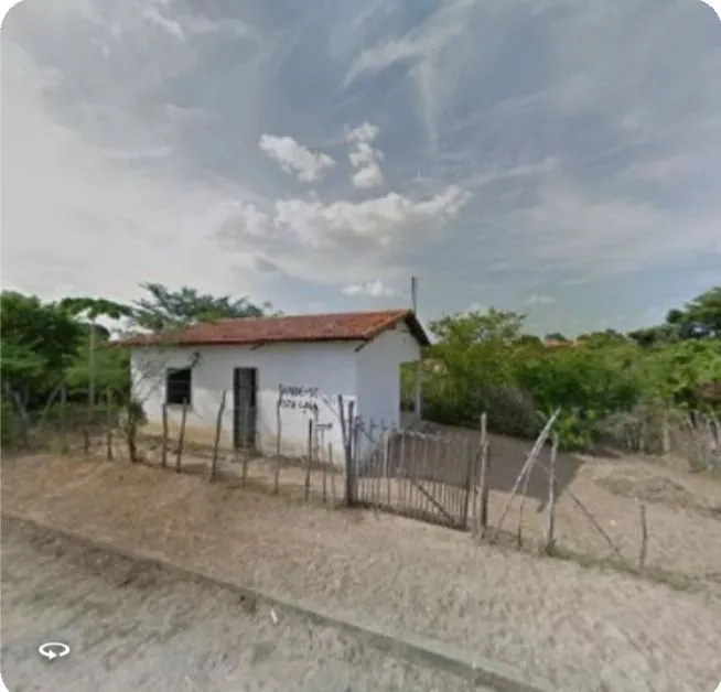 Vendo casa , precisa de reforma