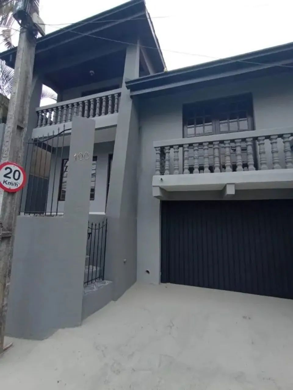 Sobrado no SANTA CANDIDA de 180,00 m² - 32918.001-GL