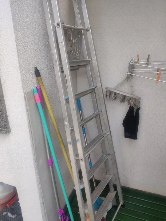 Escada de Alumínio  - Foto 4