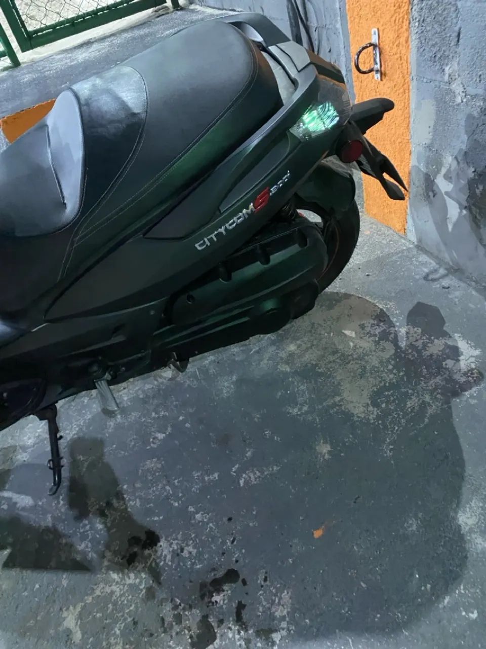 Vendo ou troco por carro pagando a diferença  - Foto 5