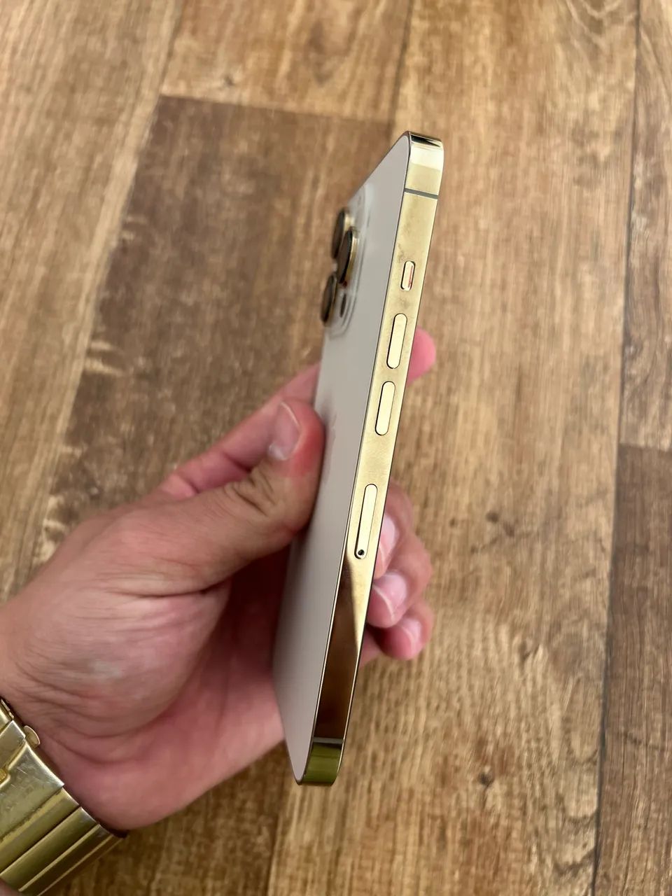 IPhone 13 Pro - 256gb GOLD - Celulares e Smartphones - Vila Emília
