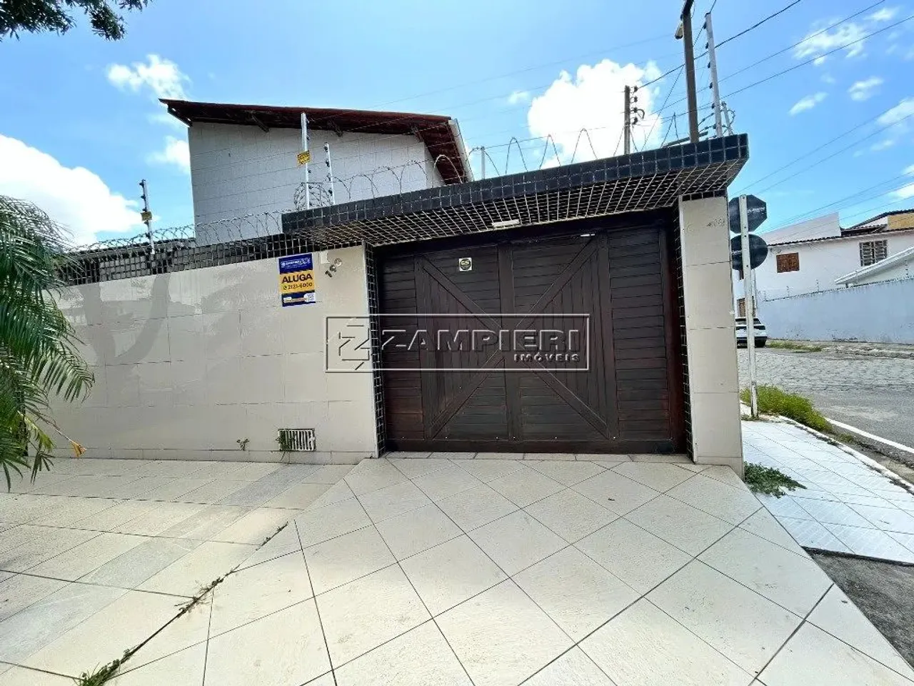 Casa 3 quartos para aluguel no Farol