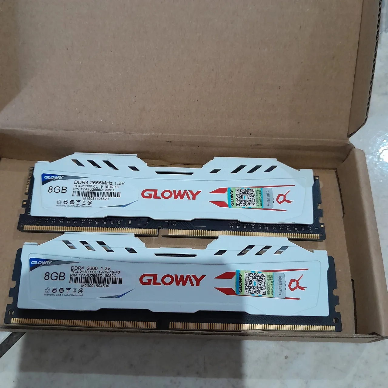 Memória RAM Glowy DDR4 8GB 2666MHz
