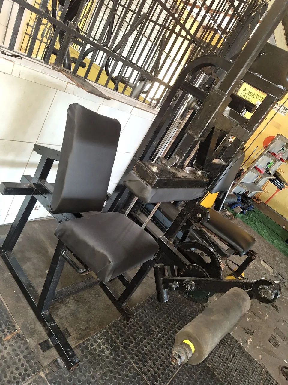 Máquina de musculação para academia,residência,studio.a  - Foto 5