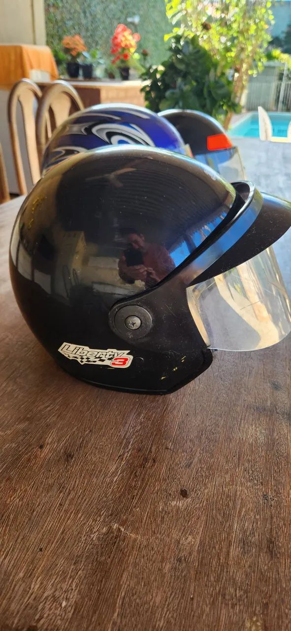 Capacetes de motociclistas  - Foto 3