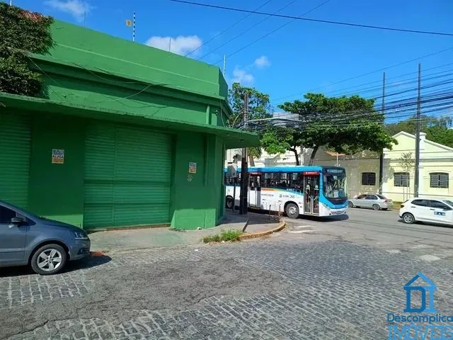 Ponto comercial com 500m² na esquina da Avenida Norte/PE