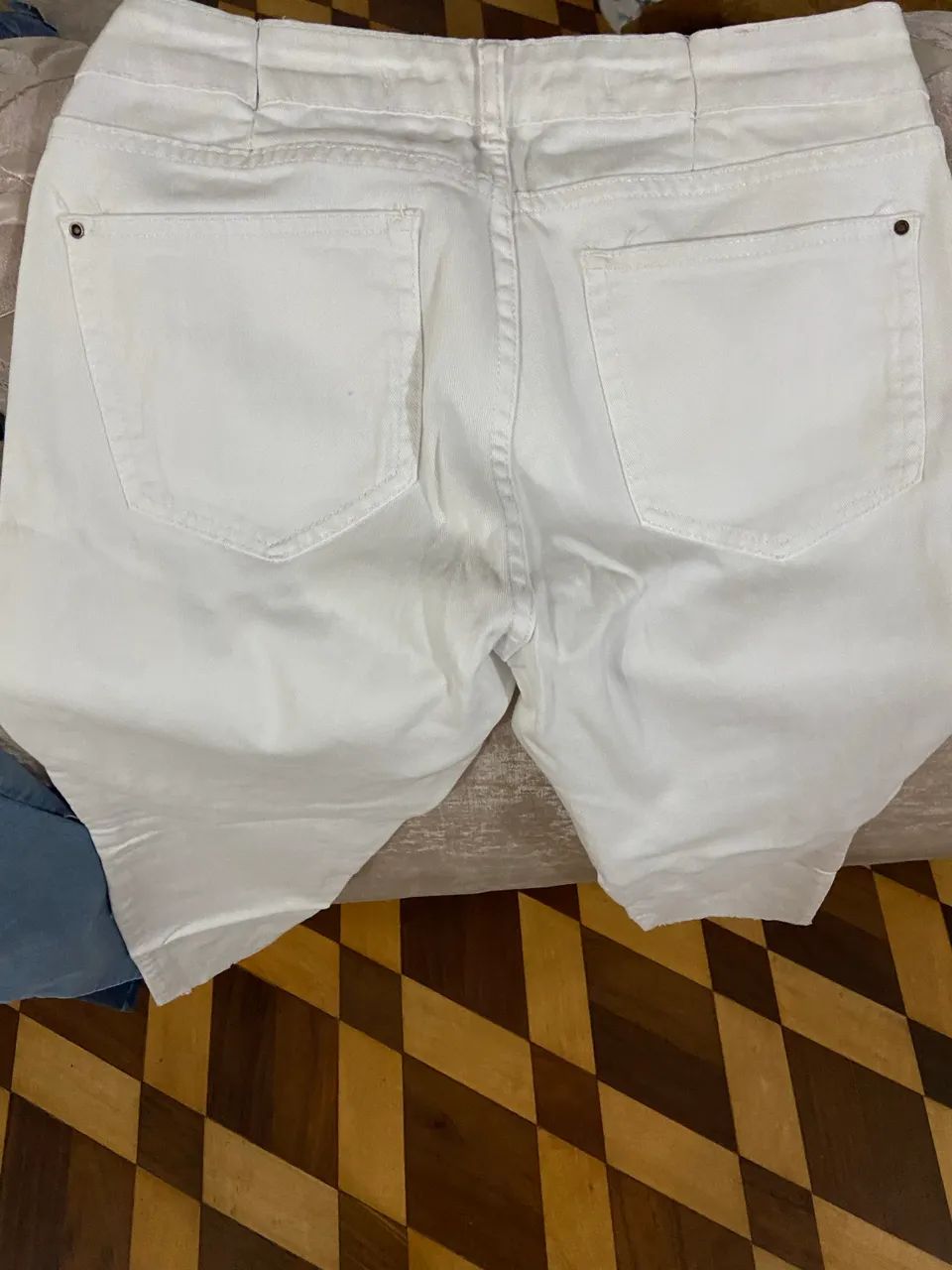 CALÇA JEANS BRANCA FEMININA NÚMERO 42 - Foto 3