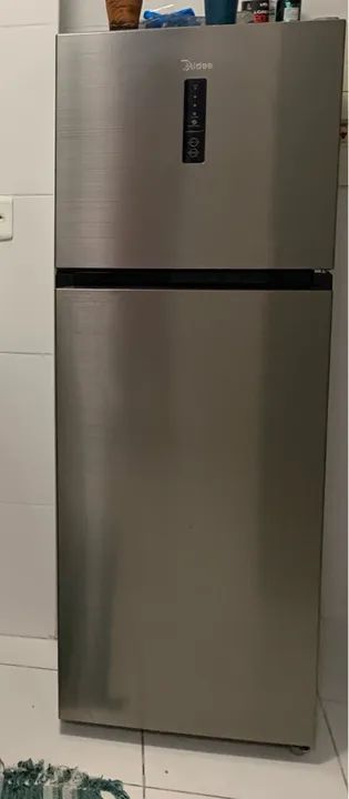 Geladeira nova, menos de um ano de uso. Com nota fiscal  - Foto 2