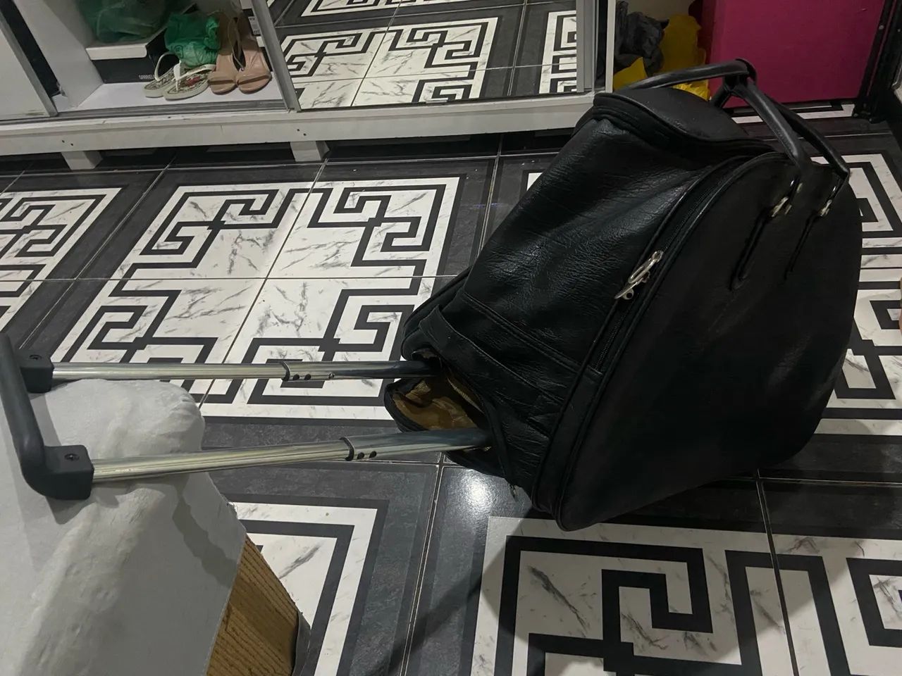 Bolsa/ mala de couro - Foto 2