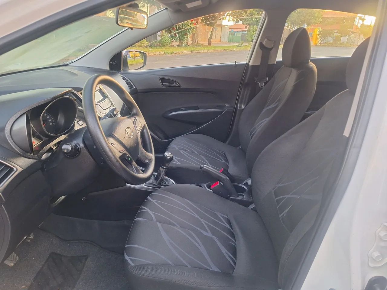 Hb20 1.0 completo 2014   impecavel 173.000 km rodados so 39.900 - Foto 4