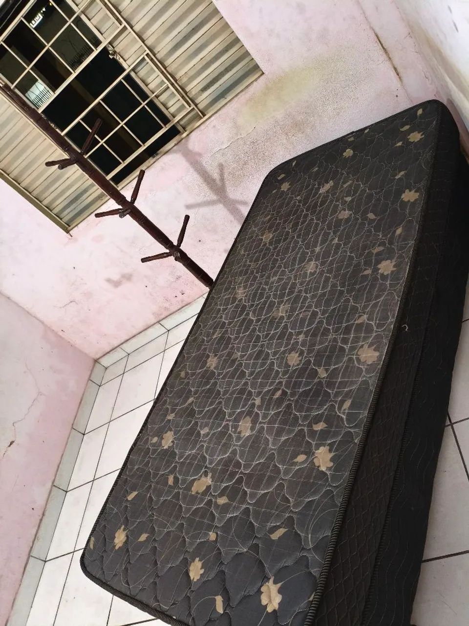 Cama Box de casal com cabeceira - Foto 4