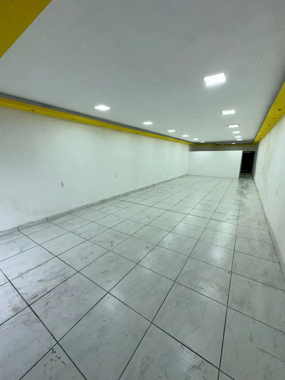 Ponto comercial para alugar localizado no Prefeito José Walter - Fortaleza/Ce