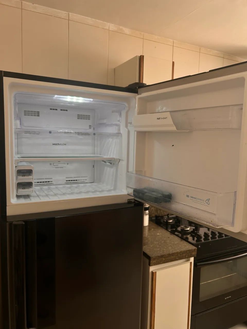 Geladeira Electrolux Frost Free Inverter 431L AutoSense Duplex Cor Black Inox Look  - Foto 6