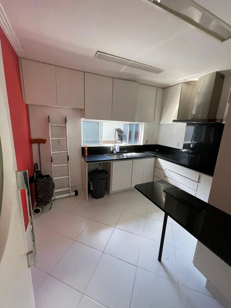 RESIDENCIAL LARANJEIRAS,  200M2, 3 QTOS S/ 1 SUÍTE,  ARMÁRIOS, CLIMATIZADA, EDÍCULA , FINA - Foto 5