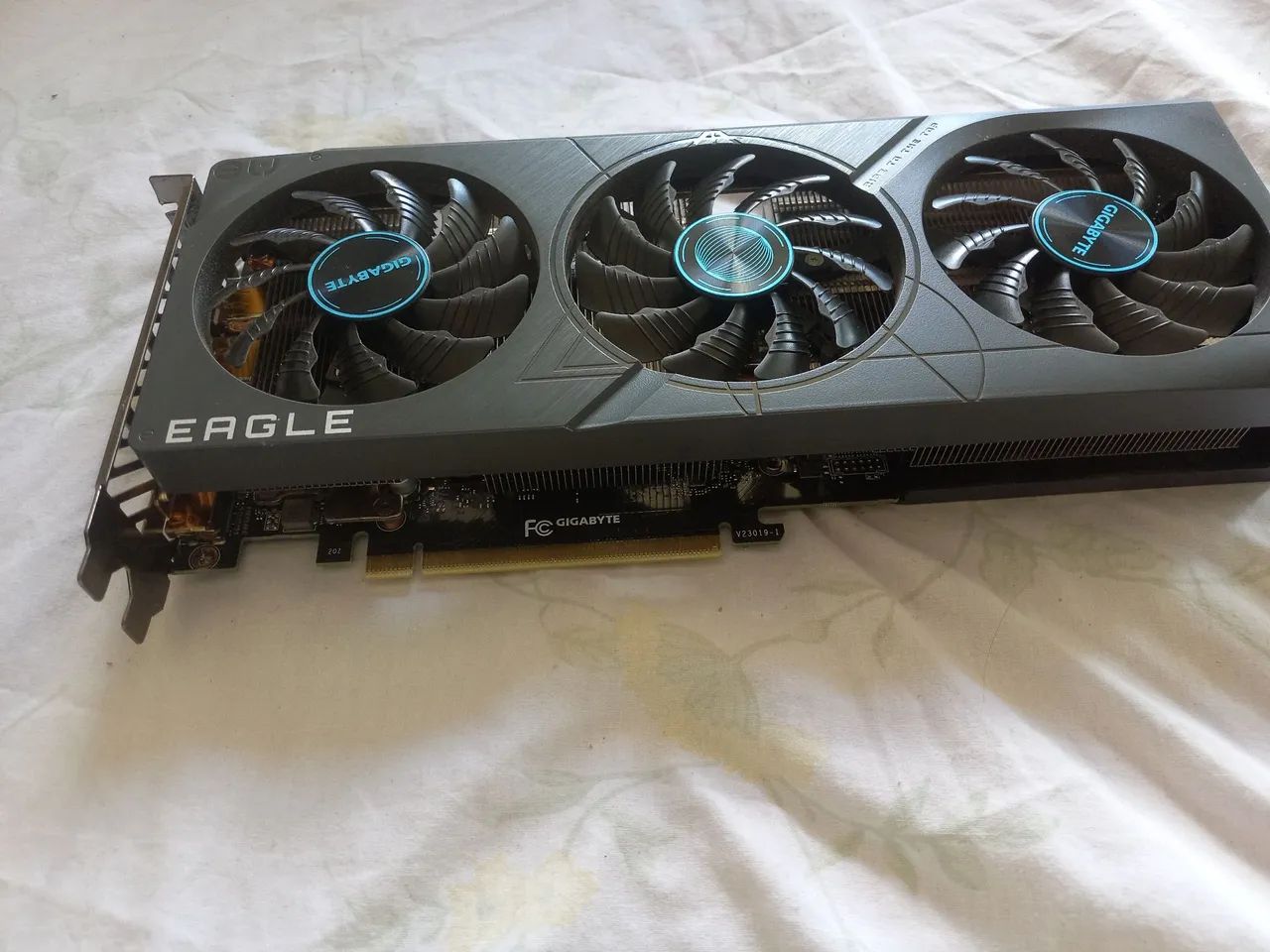 Placa de video RTX 4060 ti
