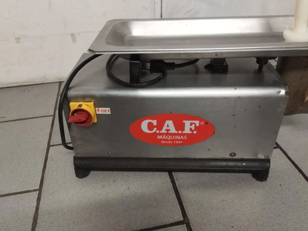 Vendo moedor de carne a 1200  e um ralador de queijo a 1100 - Foto 2