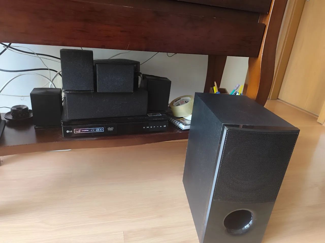 Home Theater DVD LG LHD687