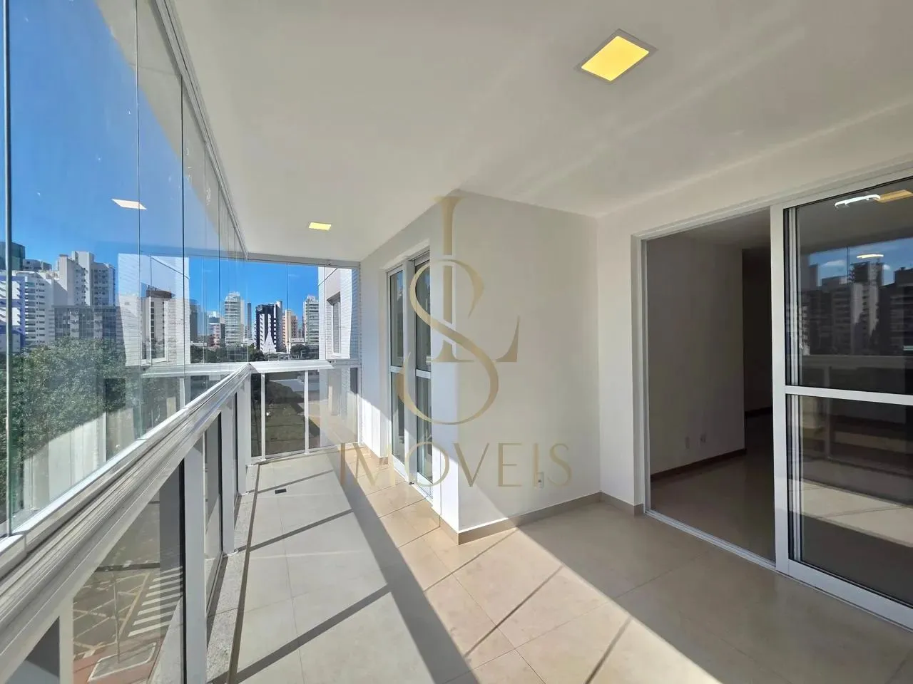 Apartamento Novo para aluguel e venda com 3 quartos em Santa Lúcia - Vitória - ES