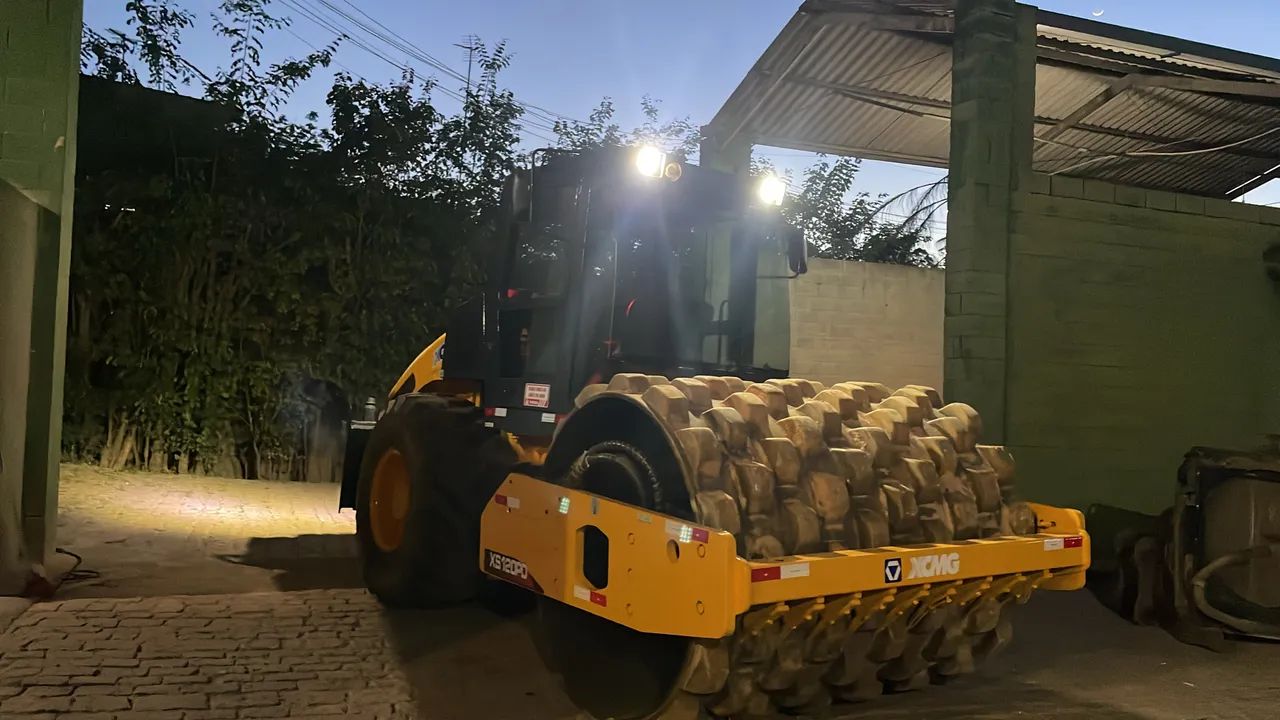 ROLO COMPACTADOR XCMG 120 PD  ANO  2010, VOLVO,CAT,KOMATSU,XCMG,XCMA,LUIGONG,SANYARD - Foto 2