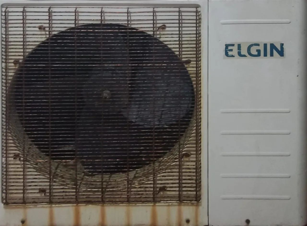 Split 24000 BTUs  - Foto 6