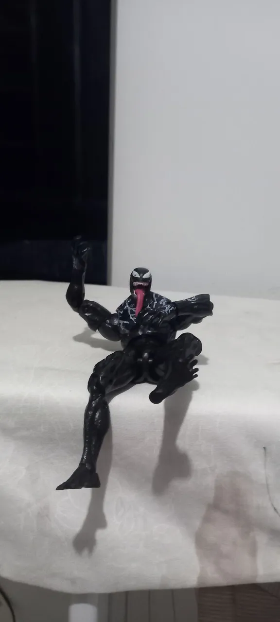 Boneco Venom - Marvel Legends Bootleg