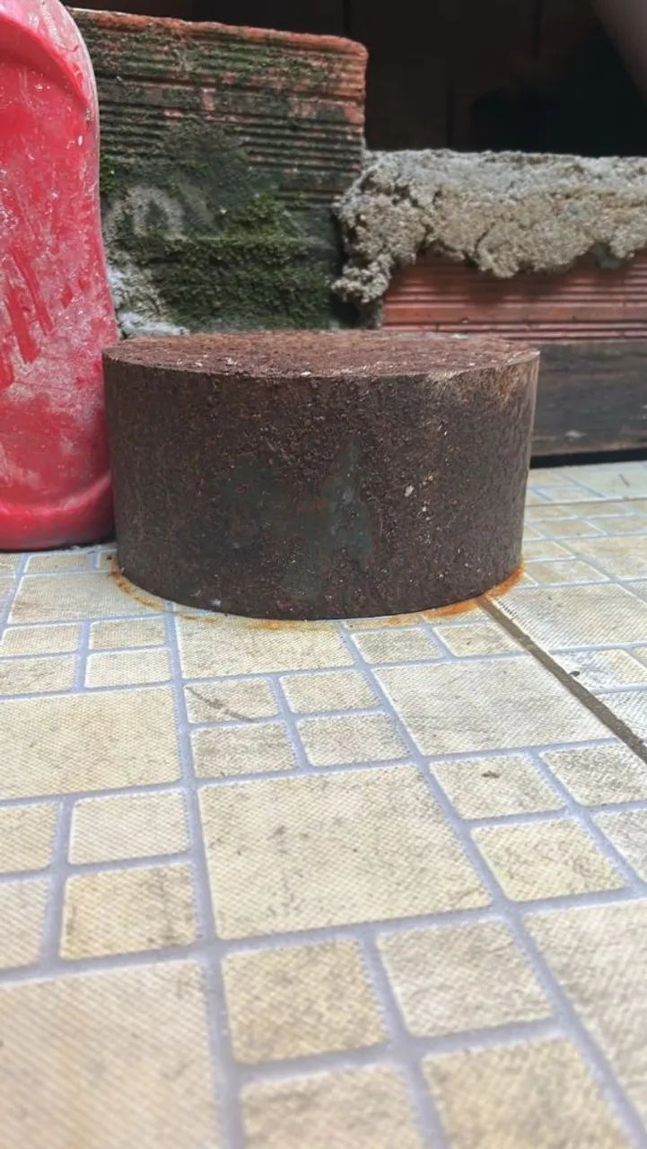 Vendo esses tarugos e essa cabo de aço 