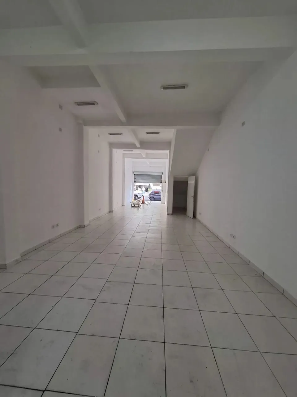 Imóvel para aluguel tem 100 metros quadrados em Presidente Altino - Osasco - SP