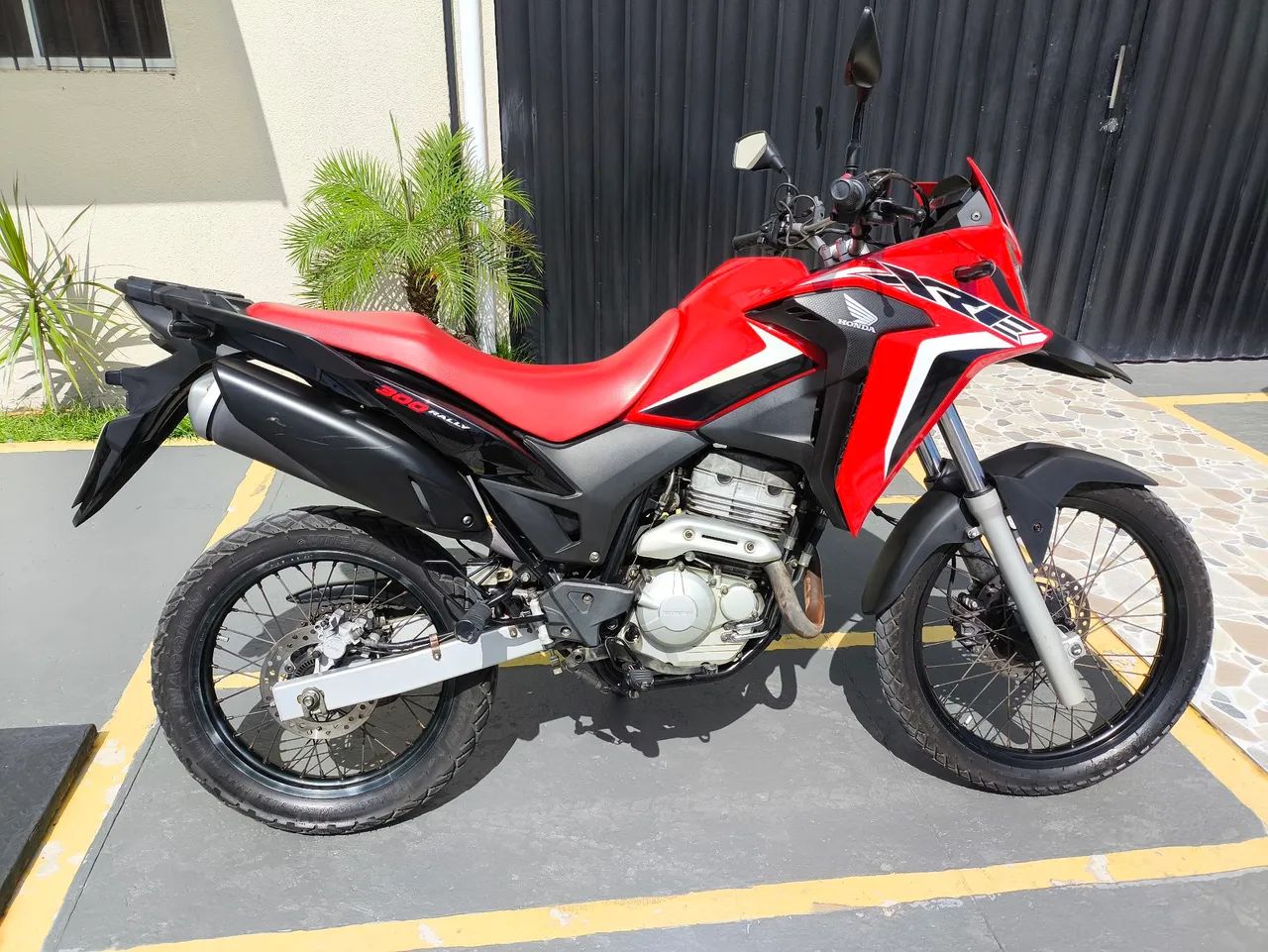 XRE Rally modelo 2022 Super Conservada único dono  - Foto 3