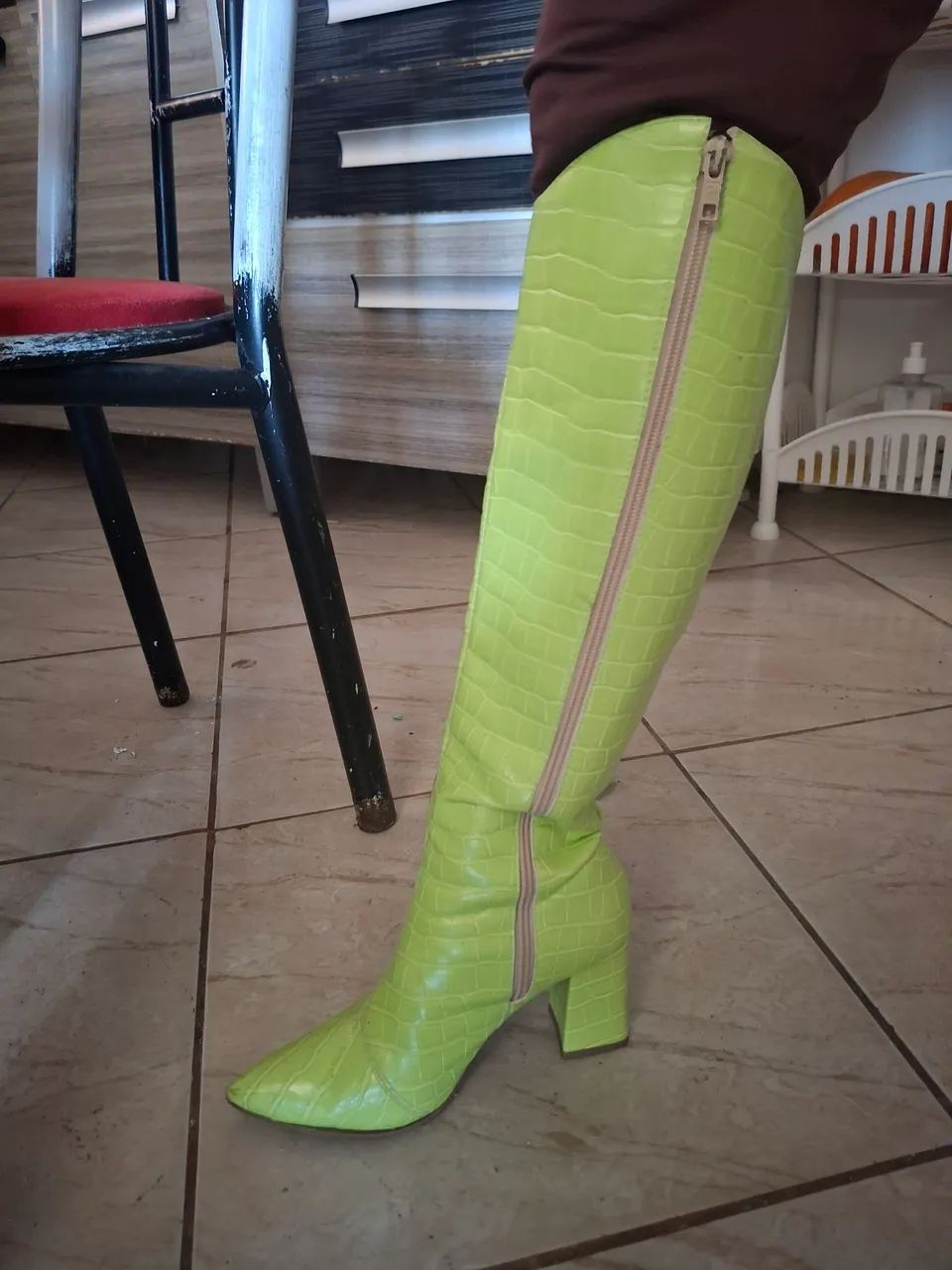 Bota Cano Alto Verde Croco - Foto 2