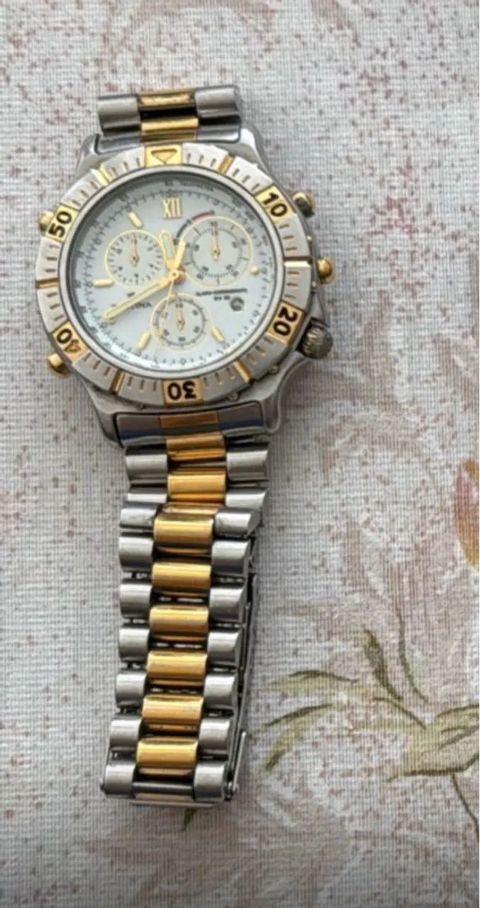 Relógio Masculino Dourado e Prata - Elegância no Pulso - Festina.