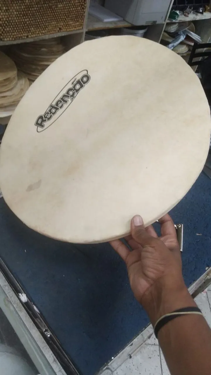 2 unidades / pele dd couro animal p/ surdo aro 18 , tratada pronto para uso, Da Redenção